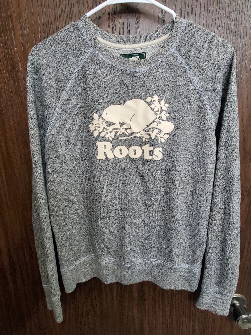 Roots Women's Salt and Pepper Crew Neck Sweater Size Small